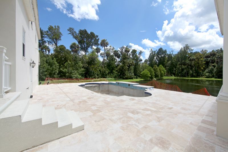 Travertine Polishing Service